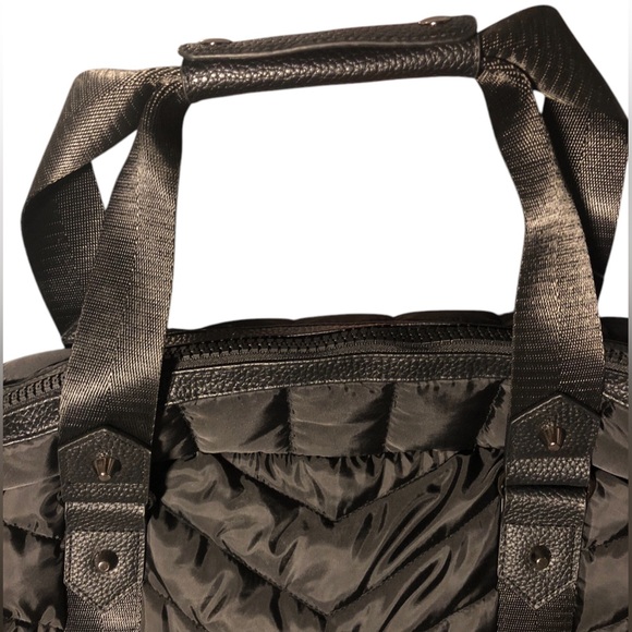 Anthropologie’s Cynthia Rowley Quilted Puffer Travel Bag - Picture 3 of 10